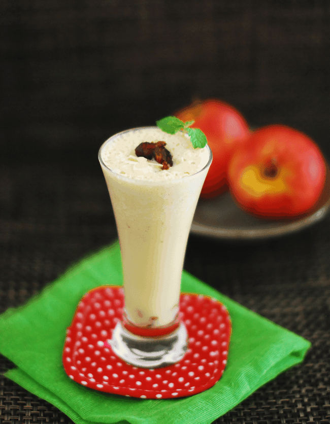 Apple & Dates Shake